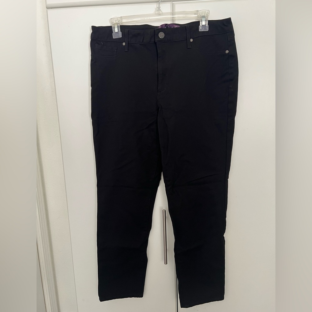 Gloria Vanderbilt Black Skinny Jeans Sz 16